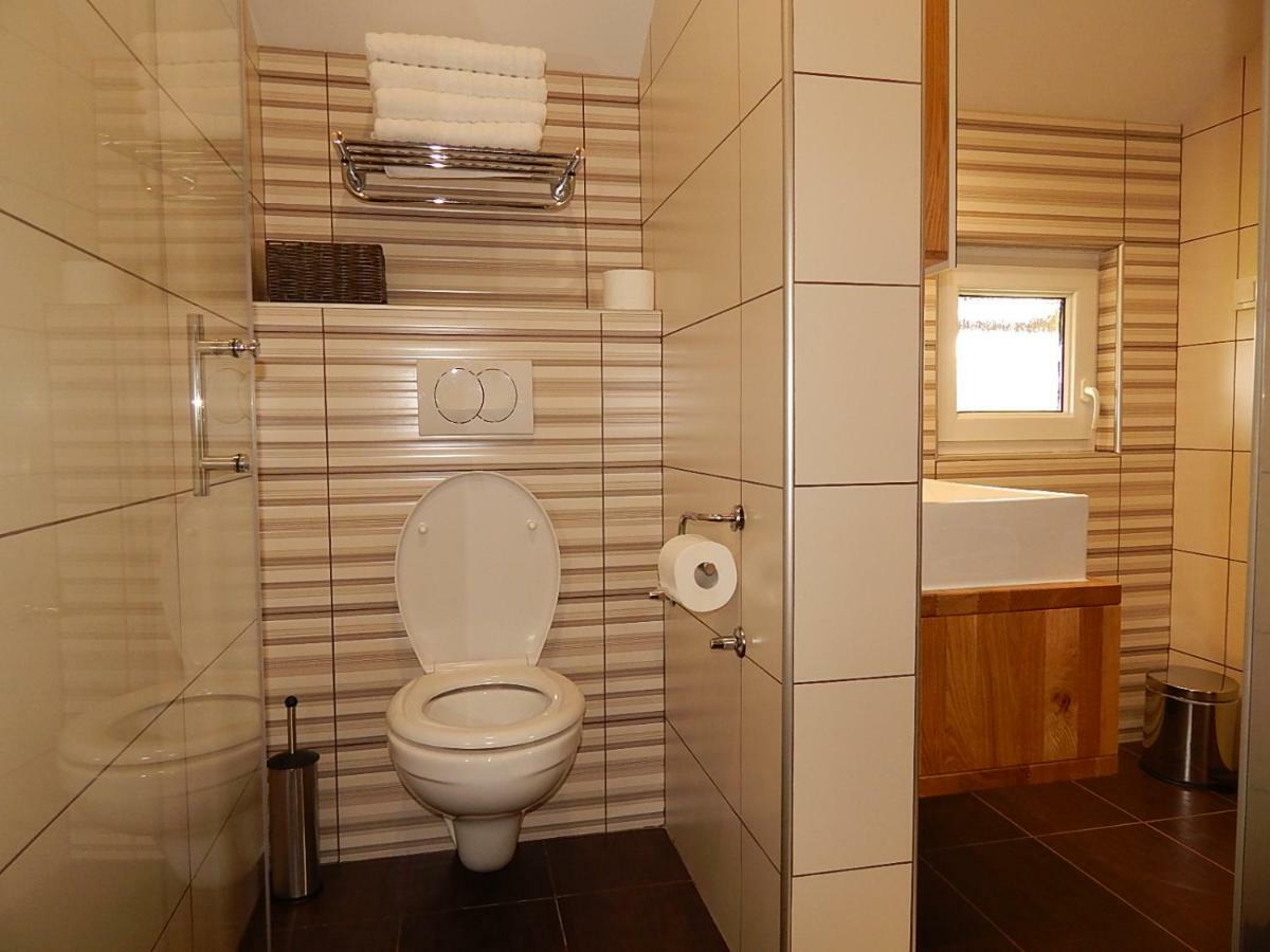 Studio Apartman Lakasa 라코비카 외부 사진